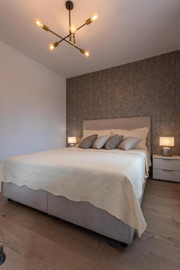 Apartment Ivan Sveti Ivan Dobrinjski Buitenkant foto